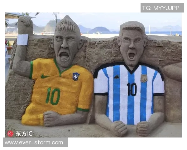 足球明星沙雕艺术创作展现球场魅力与创意的完美结合 足球明星沙雕艺术创作展现球场魅力与创意的完美结合