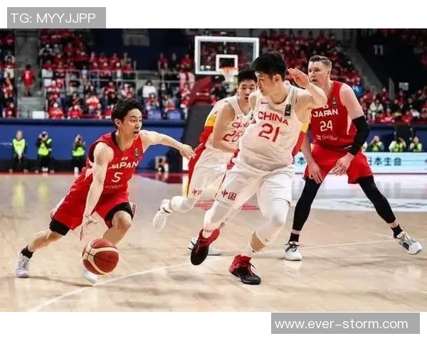 重庆篮球队在城市联赛中的耐力表现分析与战术探讨 重庆篮球队在城市联赛中的耐力表现分析与战术探讨